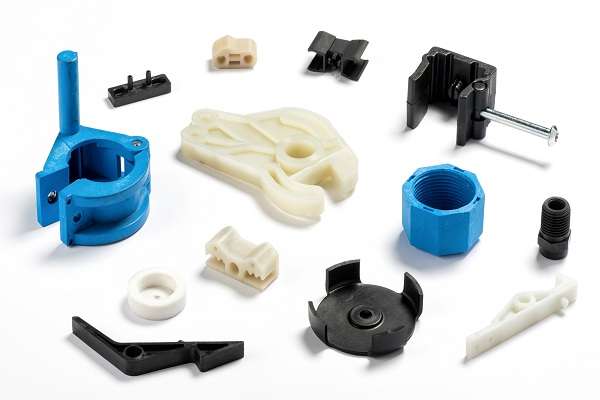 Plastic components manufacturer